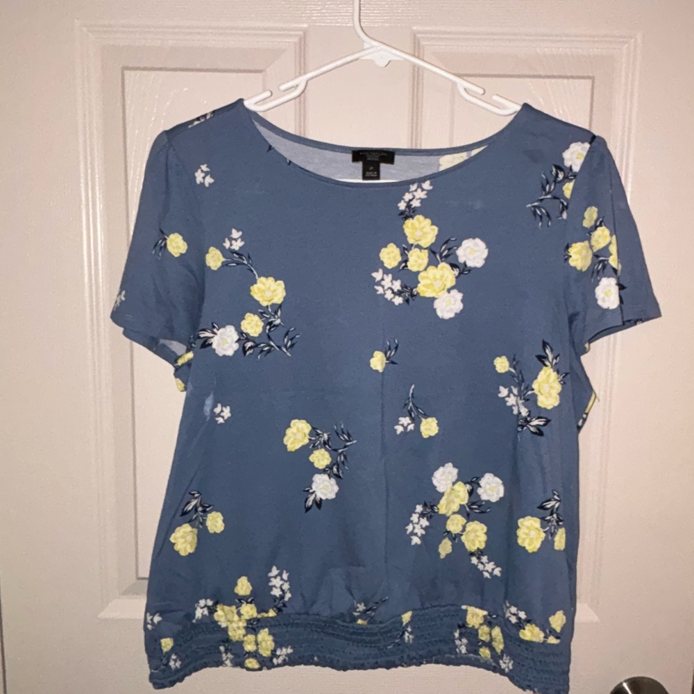 Ann Taylor Blue Floral Top with Yellow and White Accents